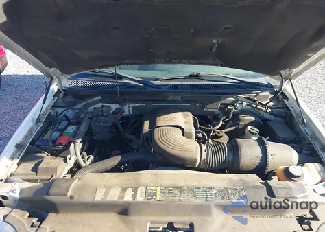 2002 Ford F-150 Lariat/Xl/Xlt из США, поврежденный, VIN 1FTRX17W82NB89764